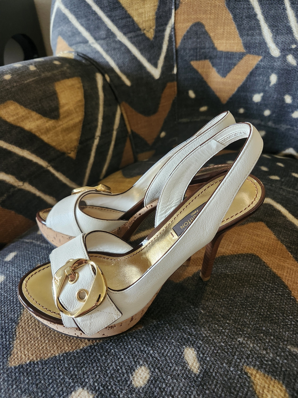 Louis Vuitton White Leather & Cork Platform Heels - Size 34  2009 Near Mint